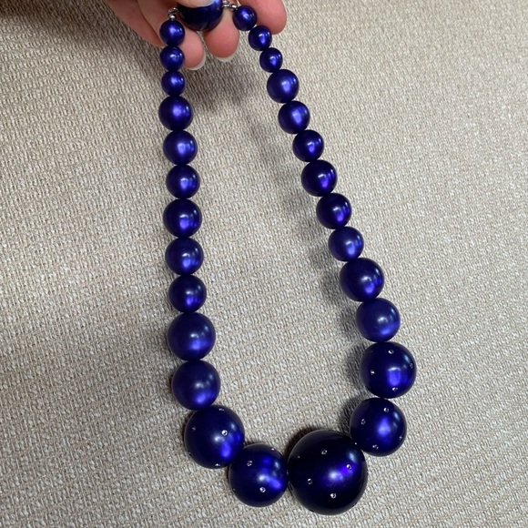 CHRISTINA DeFALCO Blue Resin Lucite Necklace - Picture 2 of 5